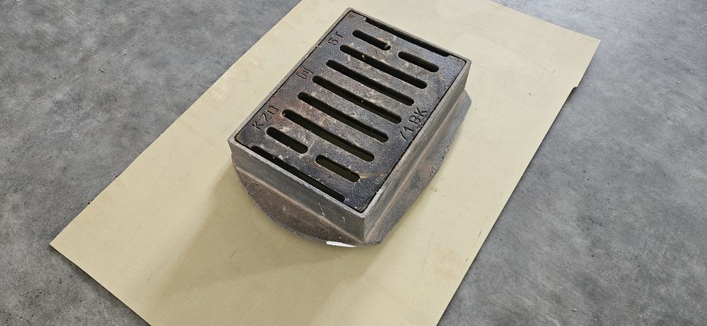 Wpust uliczny d400 kratka ściekowa deszczowa