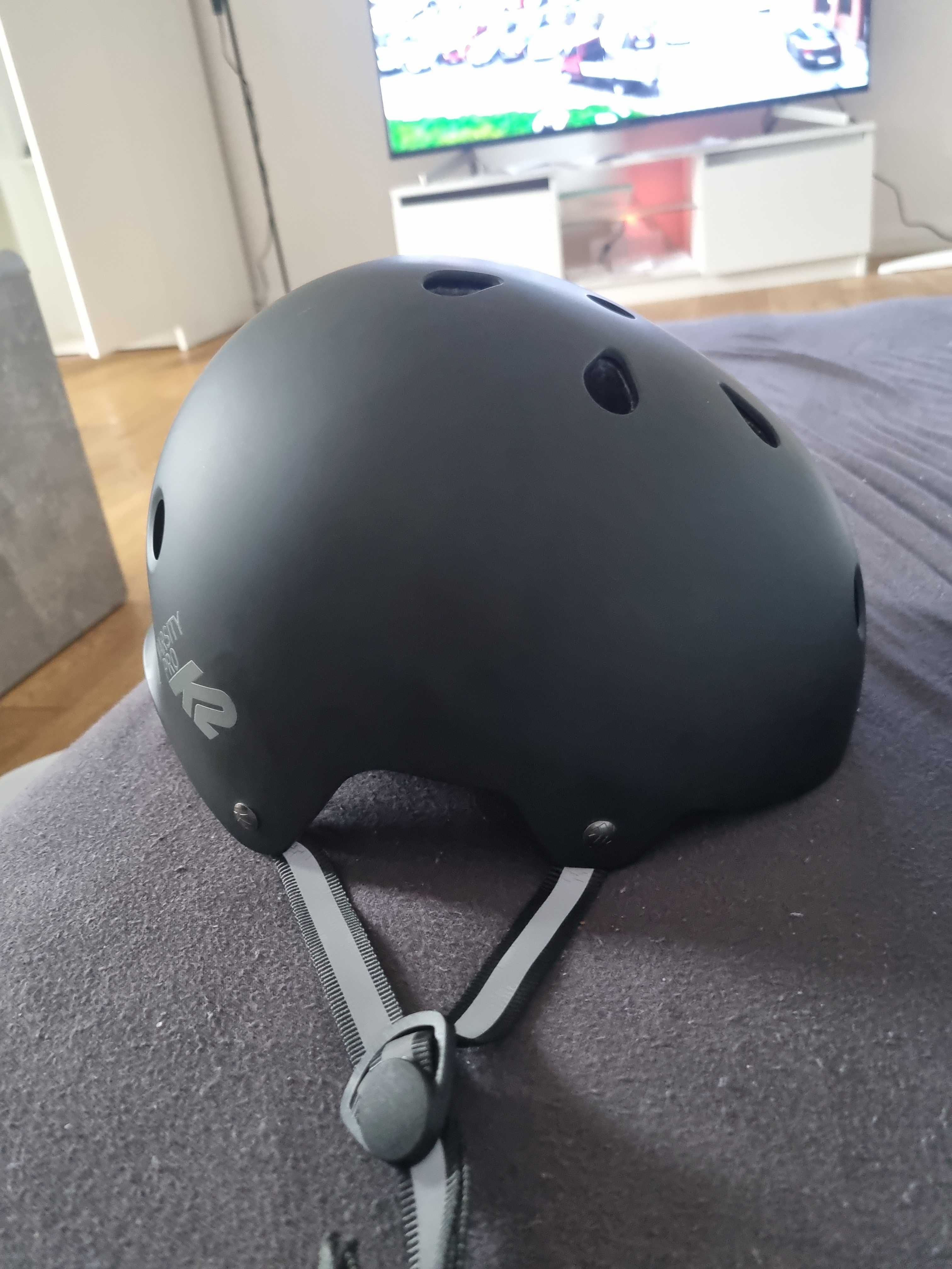 Kask na rolki K2 Varsity Pro Black r: M 55-58 cm Rower hulajnoga