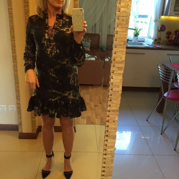 sprzedam nowa efektowna sukienkę 36/38