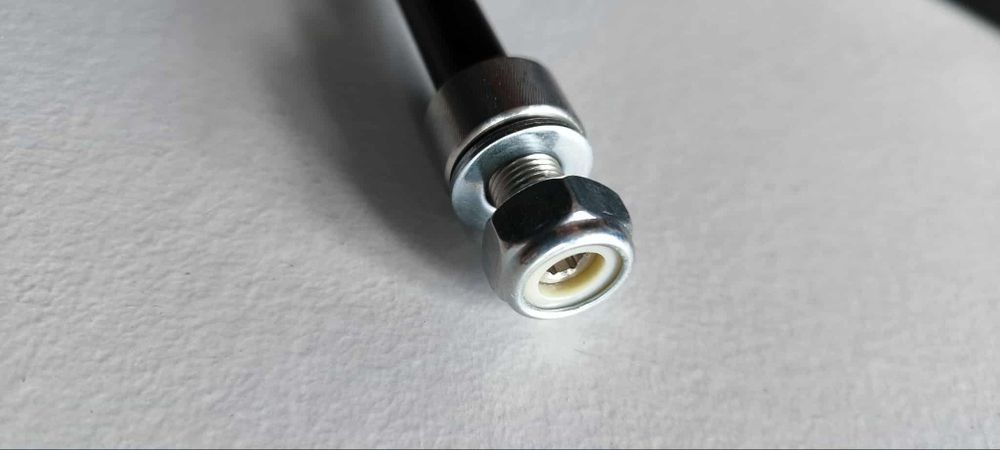 Sztywna oś tylna do roweru Thule