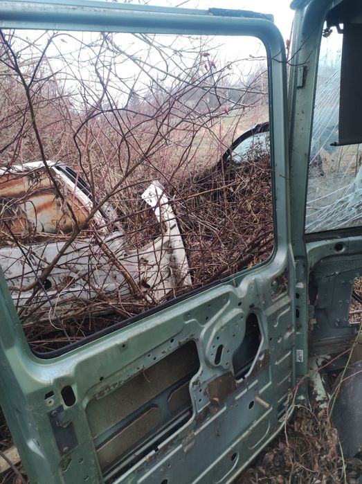 Продам двері з дафа 2008рік