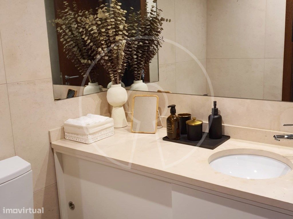 Apartamento T1 no emblemático Edificio Atrium em Cascais