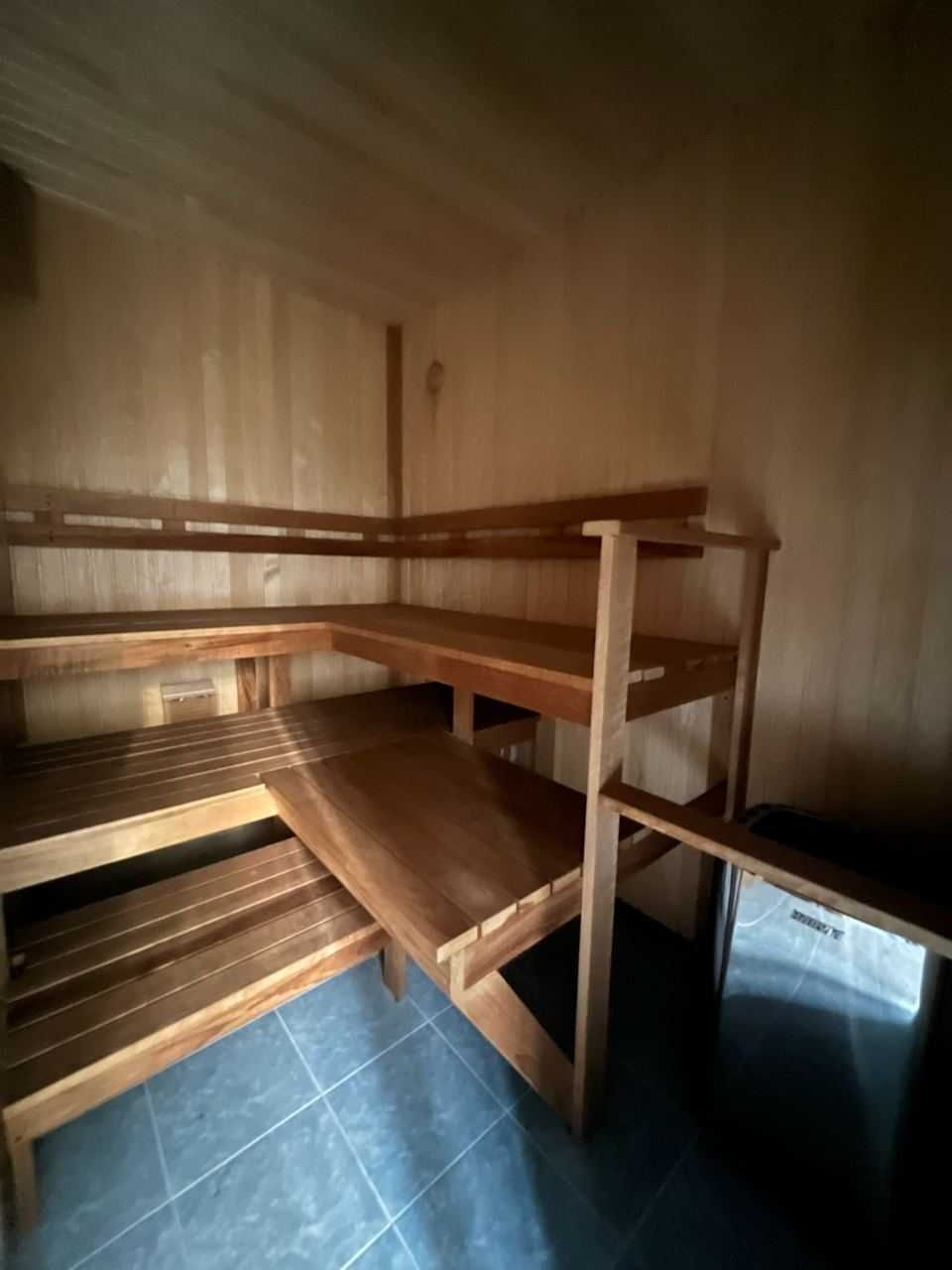 ТрёхЭтажный дом на Каманина Аркадия 900м.кв. участок 10 соток