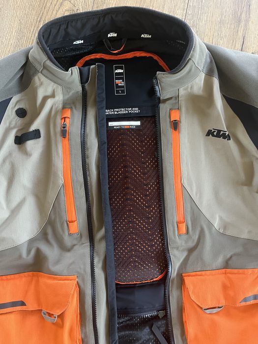 Ubranie motocyklowe KTM