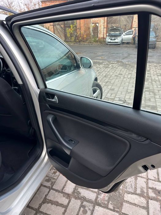 Volkswagen Golf 6 Germany автомат 2010