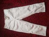 Białe spodnie 3/4 Avon
