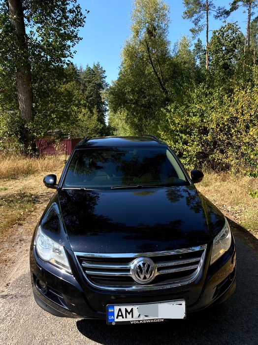 Авто Volkswagen Tiguan