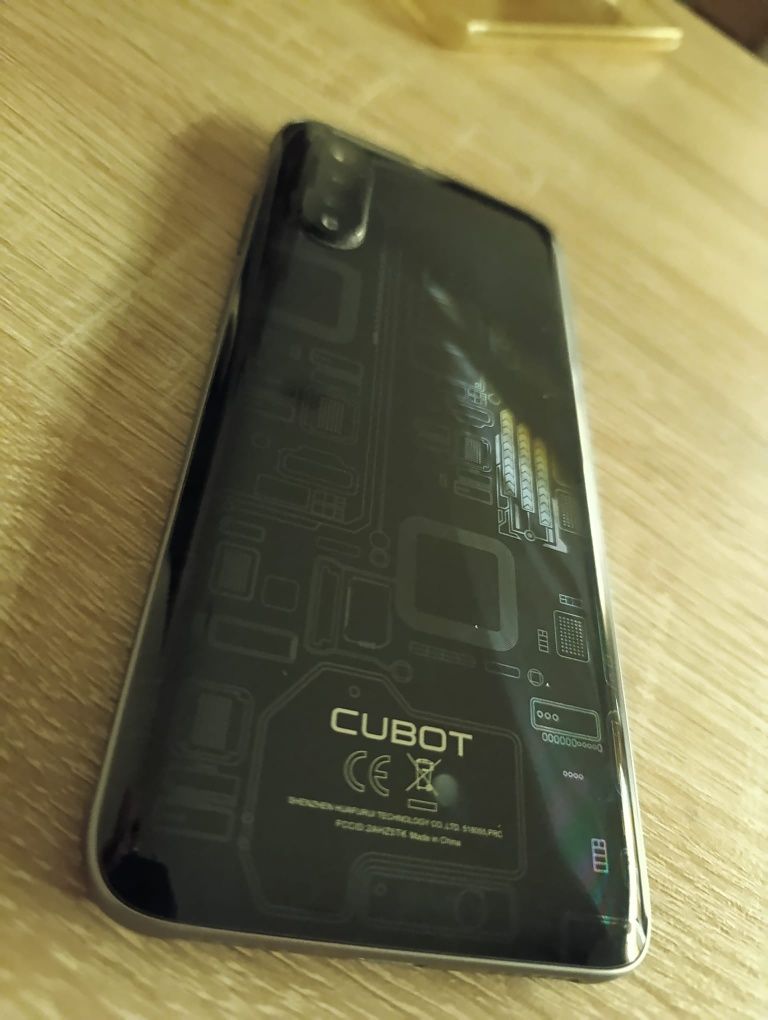Sprzedam Telefon Cubot X70 jeszcze na gwarancji