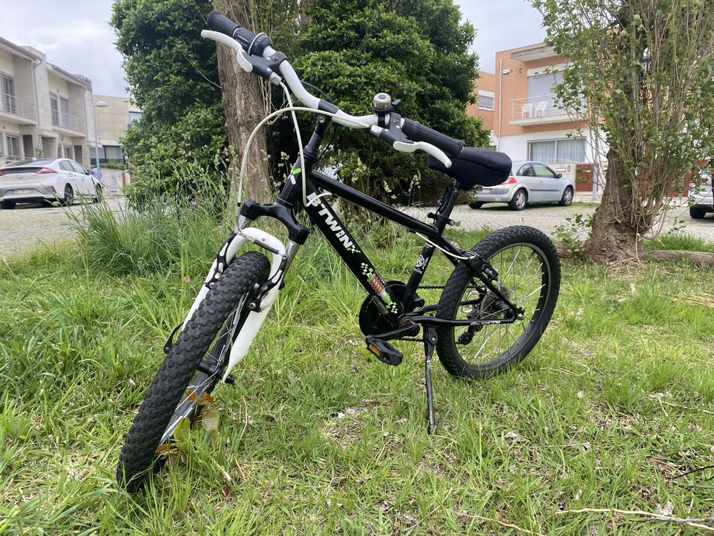 Bicicleta de Crianca 20” 6-12 anos
