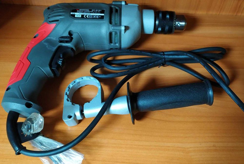 Дриль ударний 550 - 950 Вт INTERTOOL 0-2800 об/хв, 1.5-13 мм, реверс