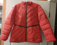 червона жіноча куртка осінь/весна одяг демісезон одежда курточка