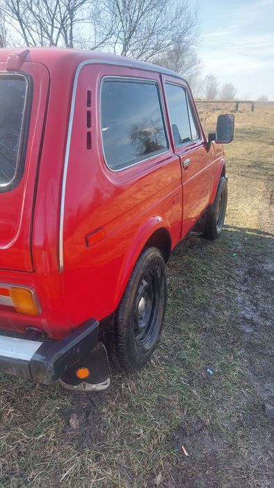 Продам ниву ВАЗ 2121
