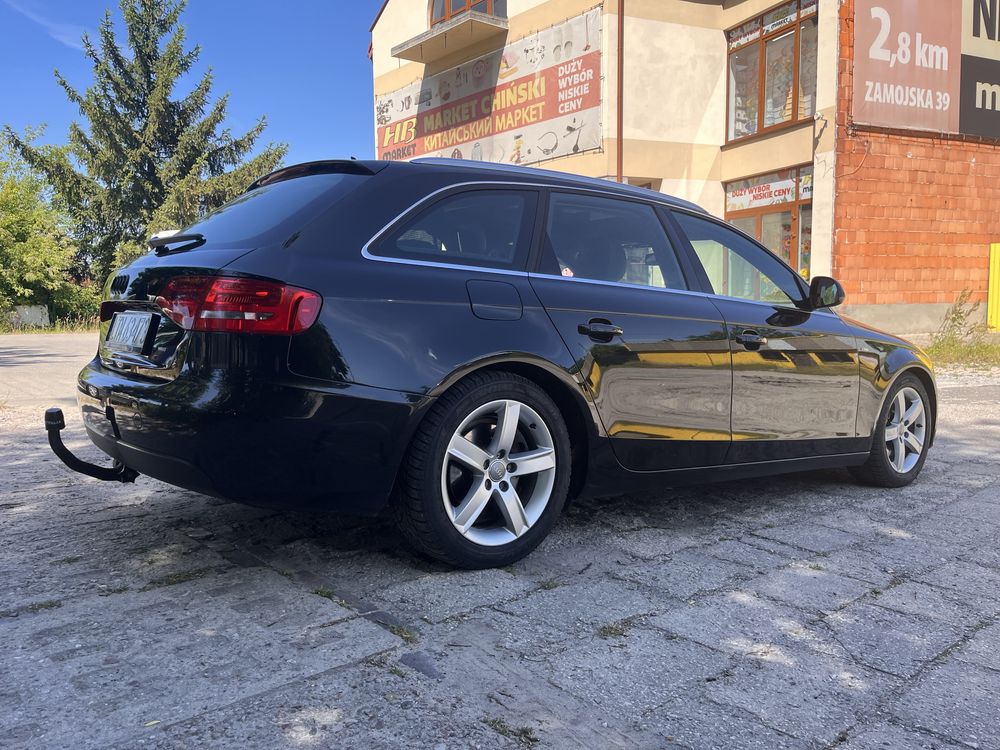 AUDI A4 B8 2.0 TDI quattro S-Line