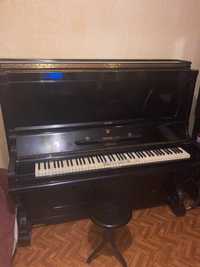 Продам фортепиано Блютнер