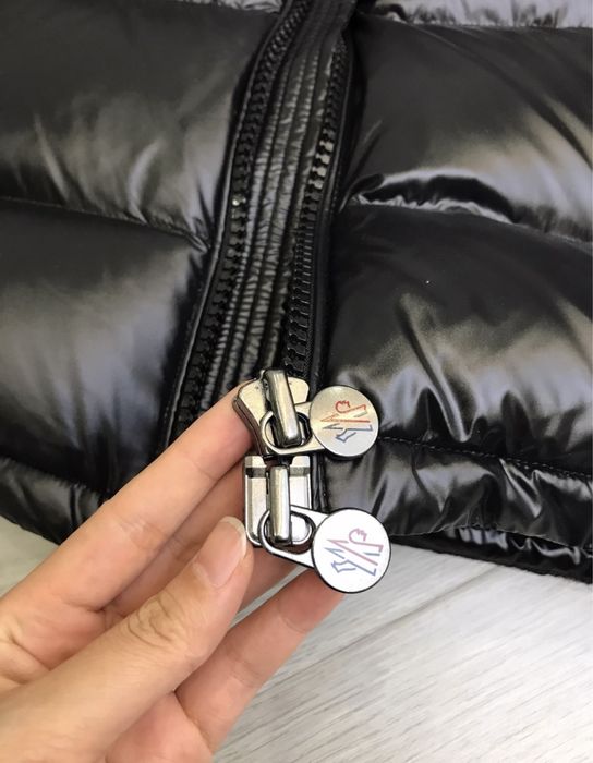 Kurtka męska Moncler puchowa zimowa gęsi puch kaptur jenot futro M L