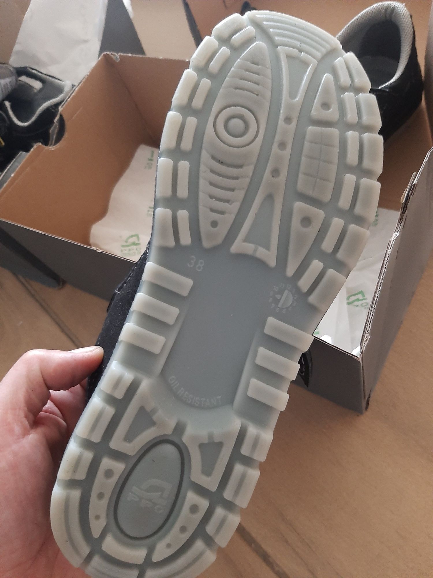 Buty półbuty robocze damskie 38