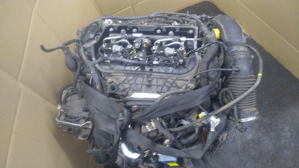 ) Citroen C5 III silnik kompletny 2.0 HDI 163 RH02