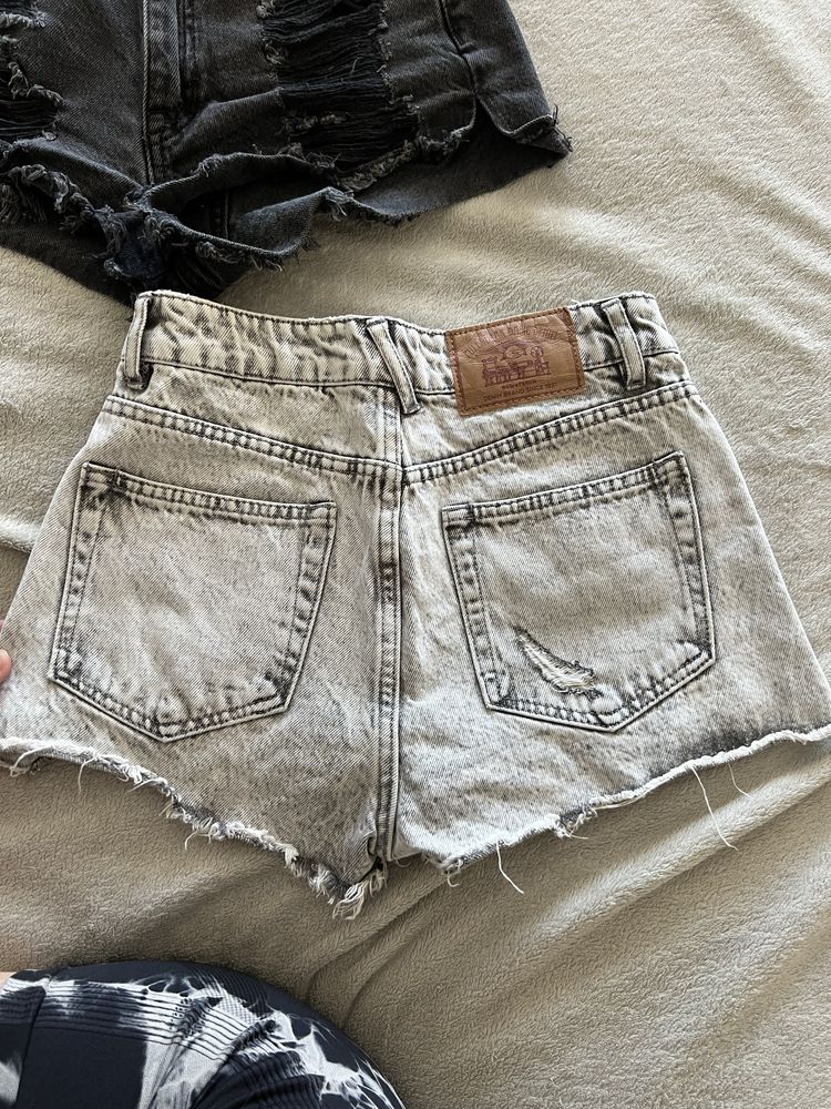 Шорти pull&bear 32