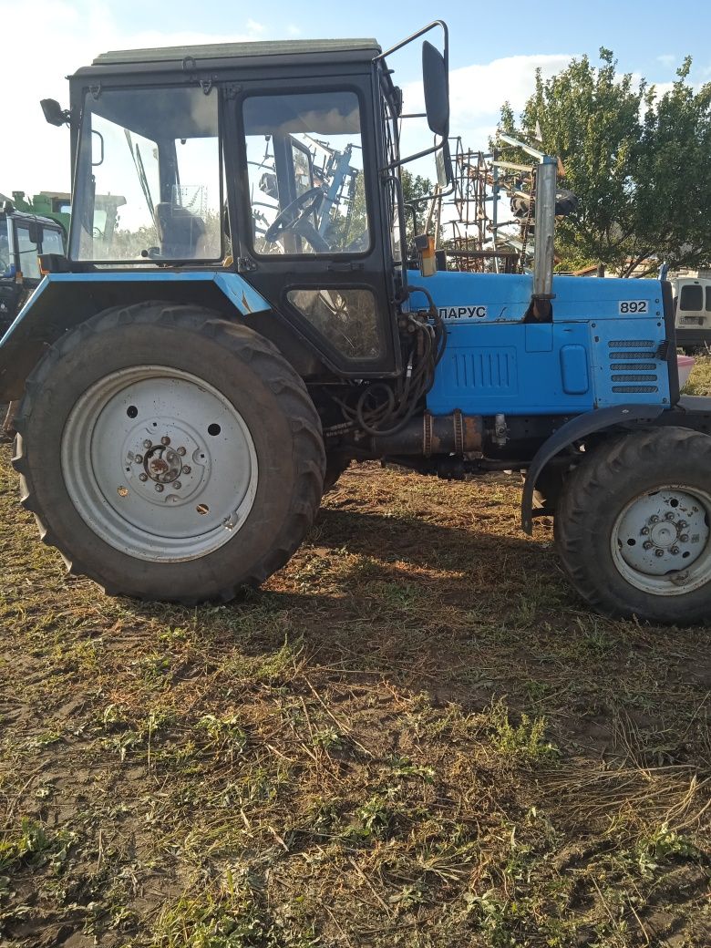 Розпродаж сільгосптехніки.