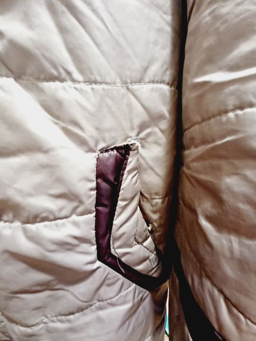 Жіноча куртка весна