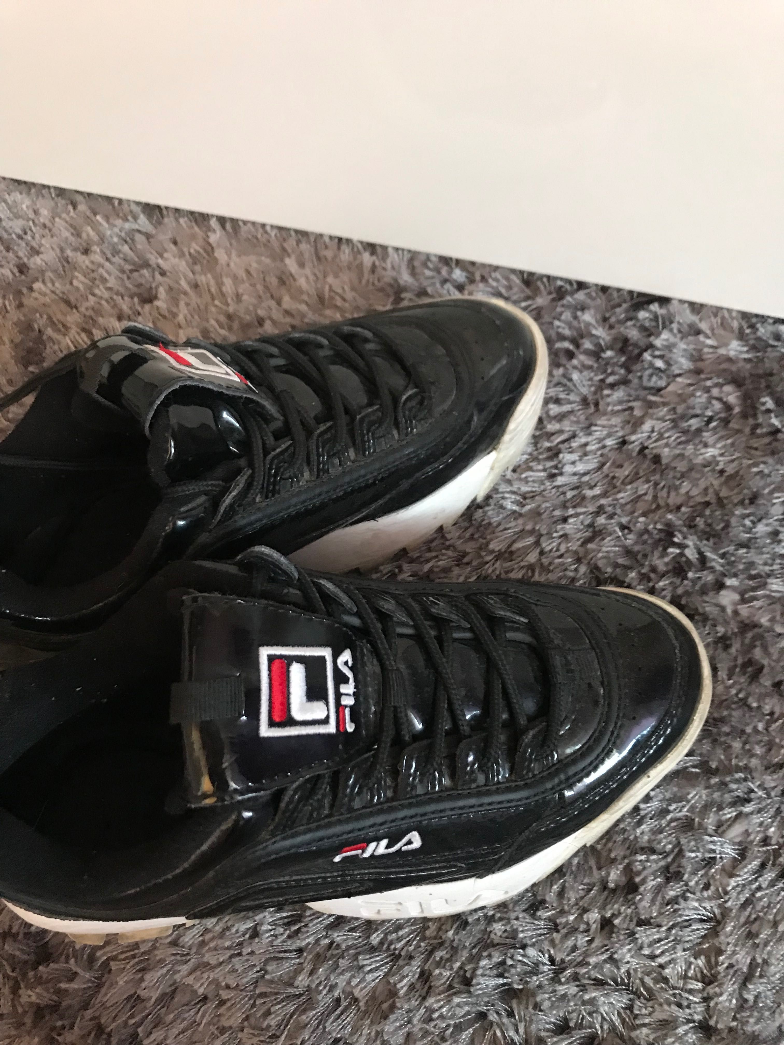 Buty damskie sportowe sneakersy Fila czarne rozmiar 37