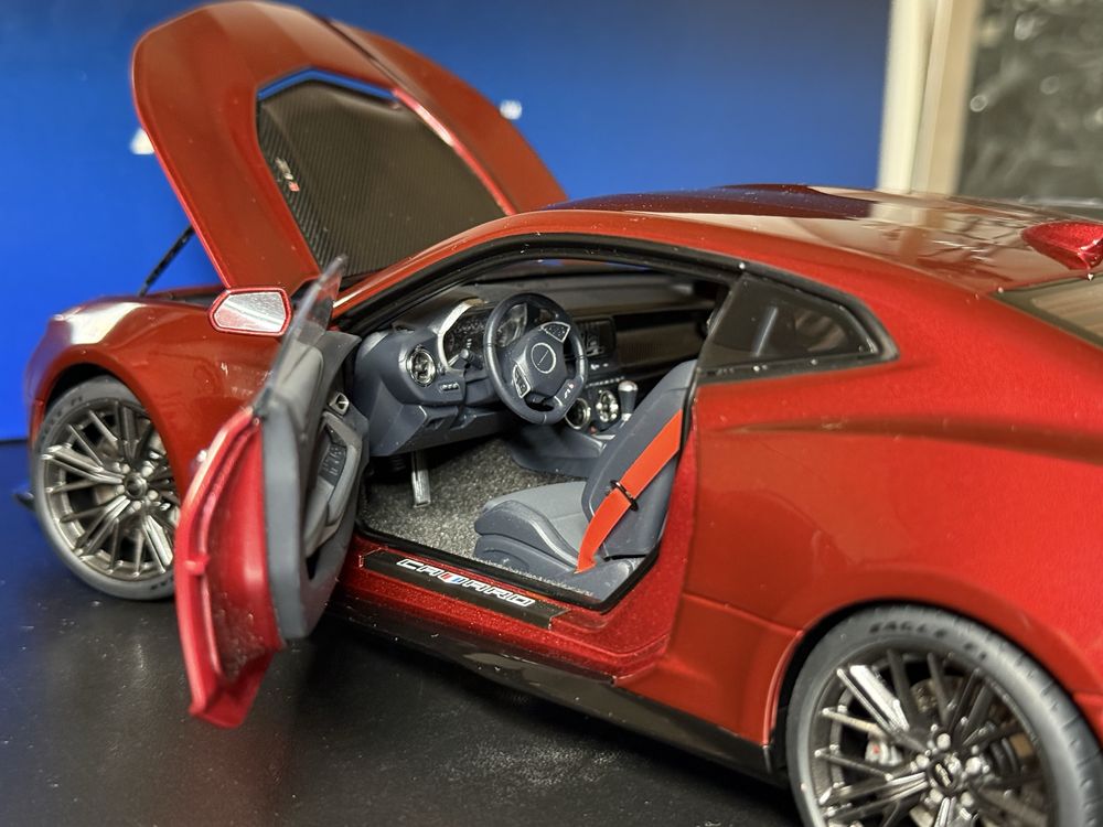 Sprzedam model 1:18 CHEVROLET CAMARO ZL1 AutoArt [NOWY]
