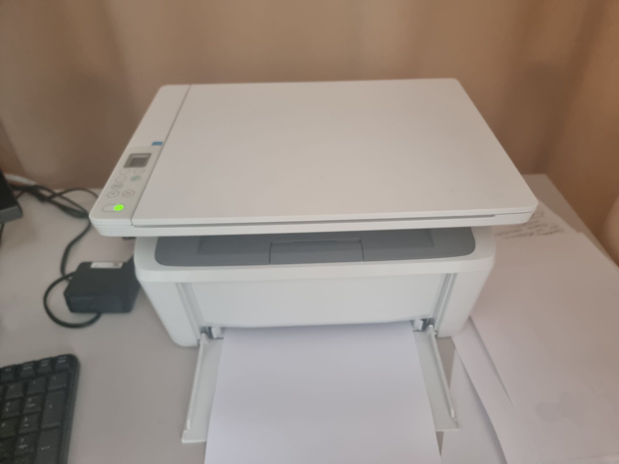 Принтер HP LaserJet MFP M140w