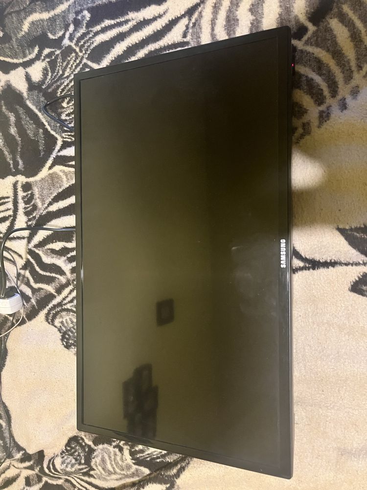Monitor Samsung MD32B