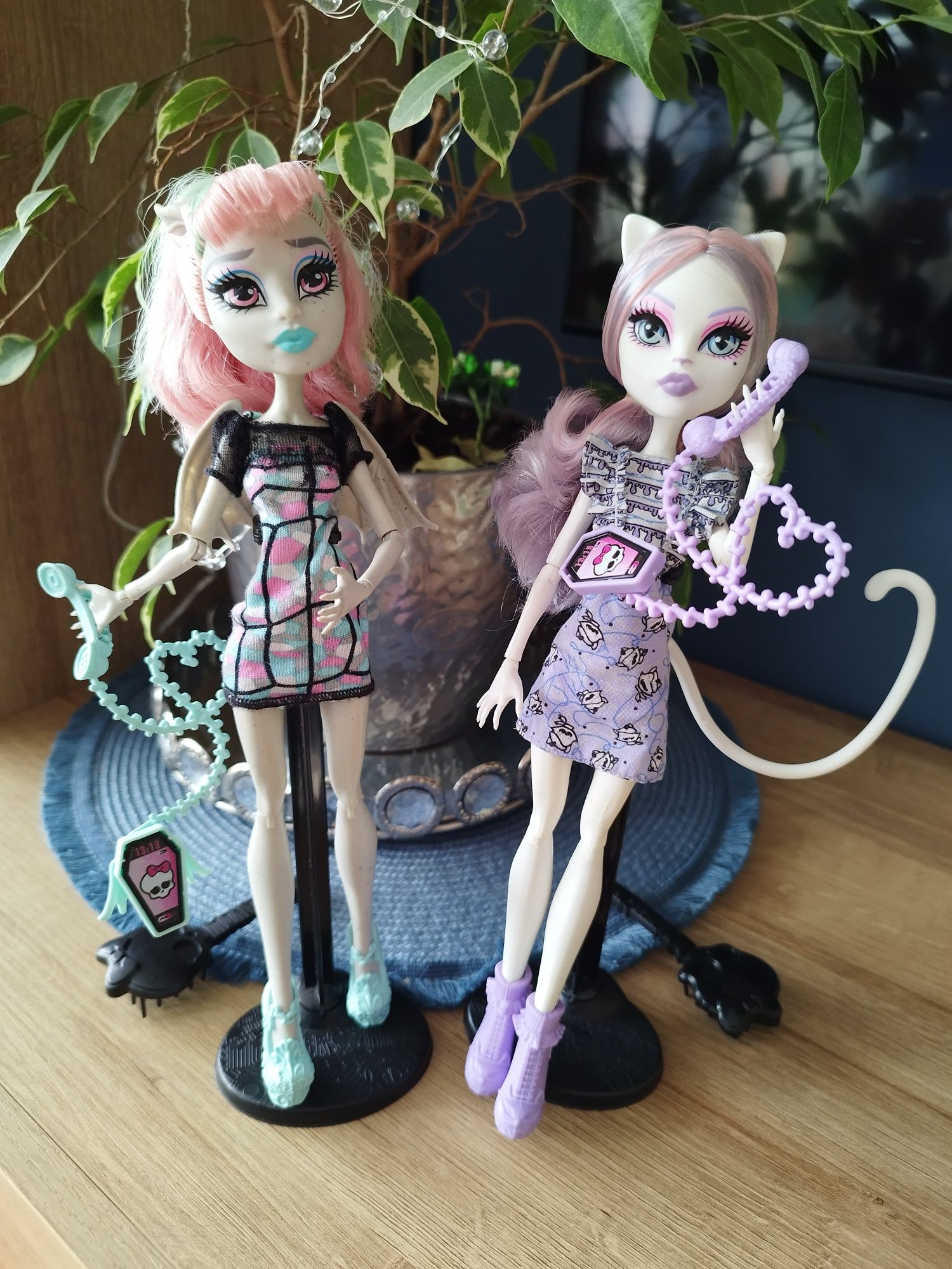 Catrine de Mew i Rochelle Ghoul Chat Monster High