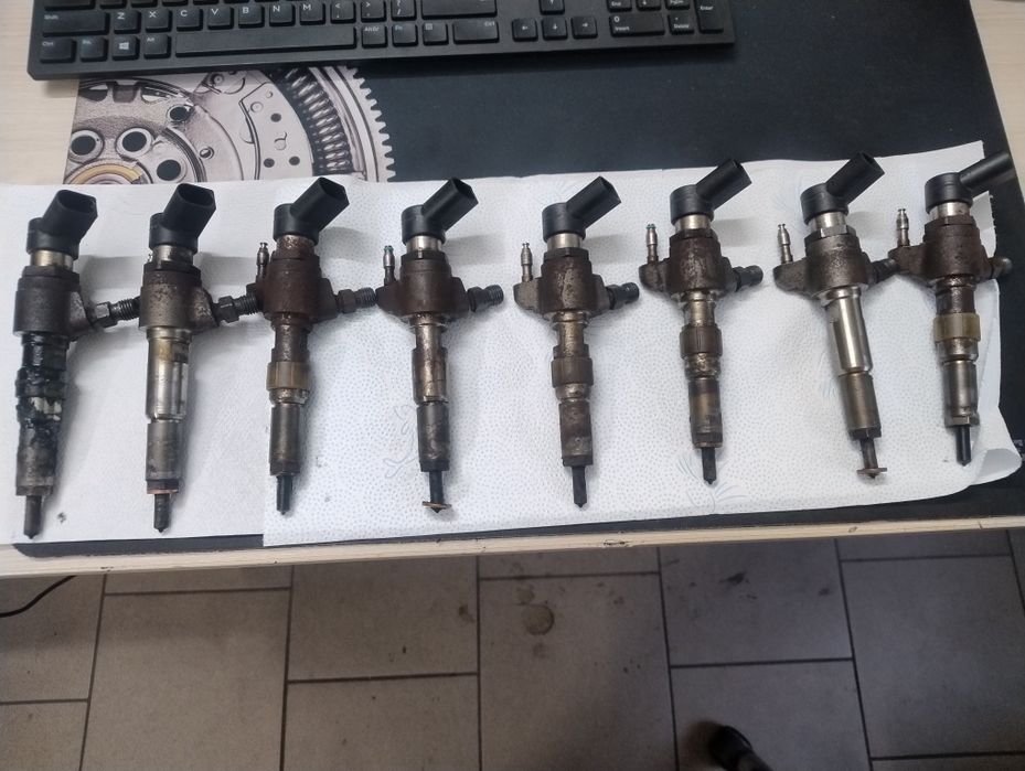 Wtryskiwacze Continental ford 1.6 hdi 8szt