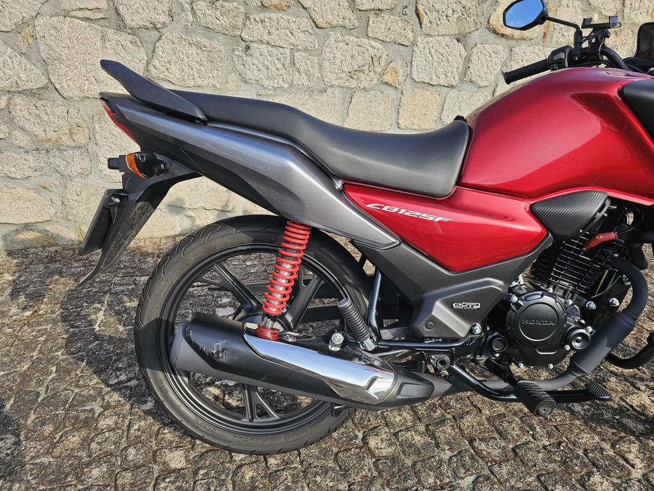 Honda CBF 125 como nova