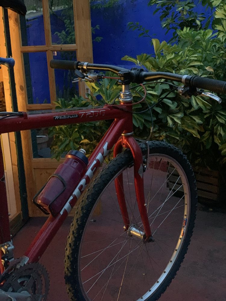 Bicicleta de bikepaking / commute  Trek roda 29”