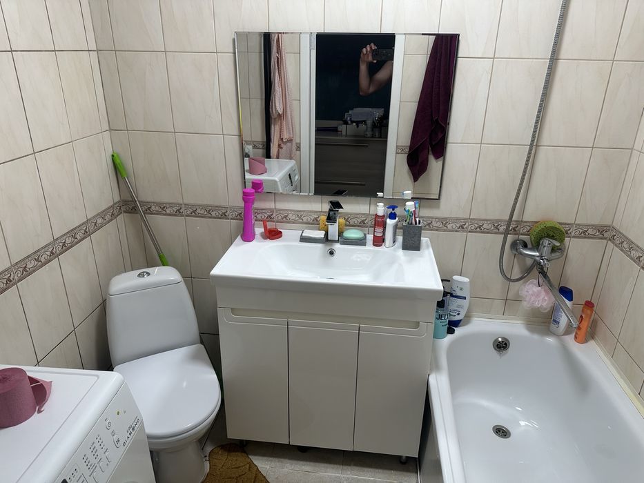 Продам трикімнатну квартиру на Миколаївці