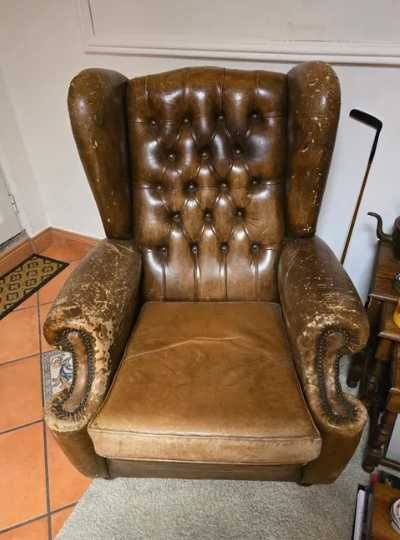 Sofá de Orelhas cabedal