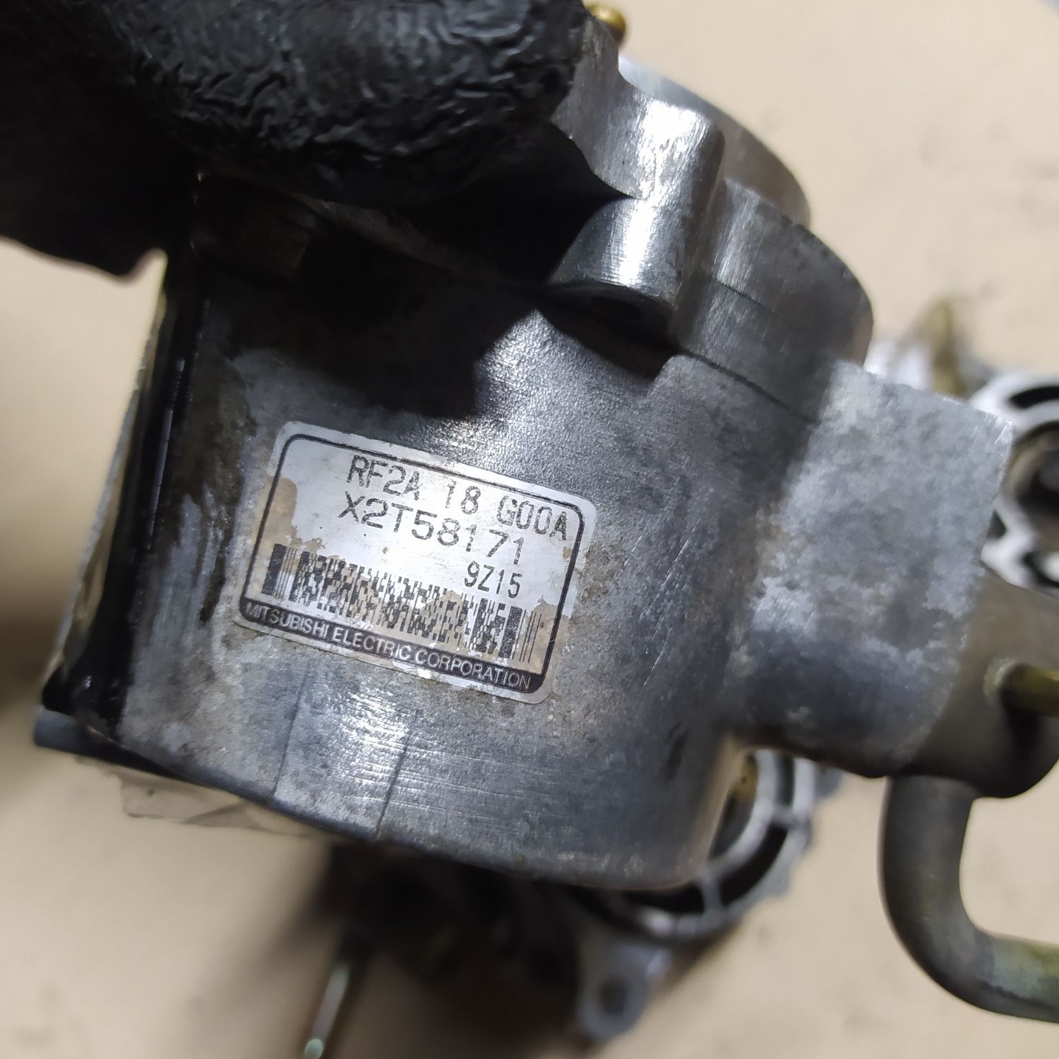Вакуумний вакумний насос Mazda 323 626 Premacy 2.0 DIESEL