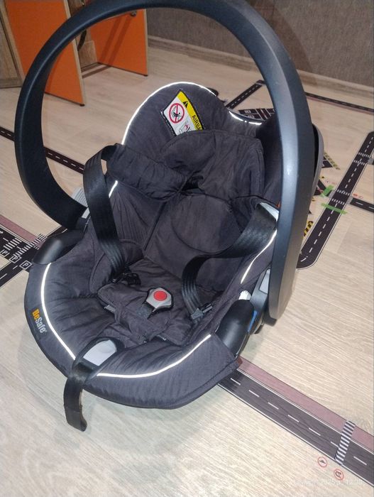 Дитяче автокрісло BeSafe Izi Go від 0 до 13кг
