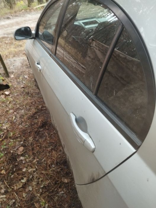 Джиллі емгранд ес7