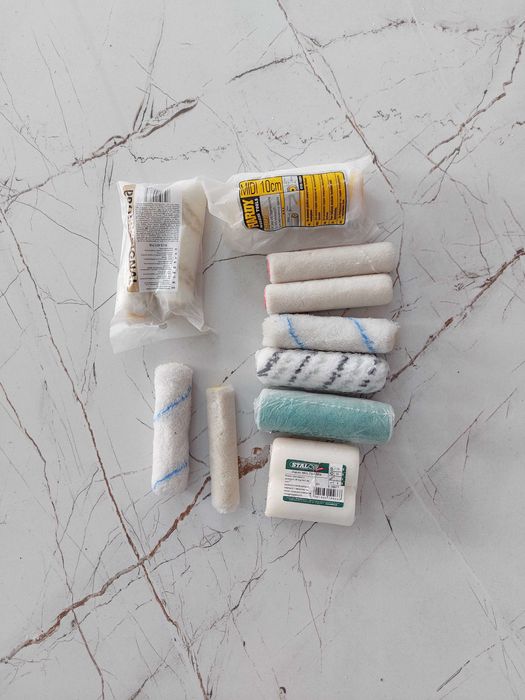 Małe zapasy do wałka do malowania cena za wszystkie