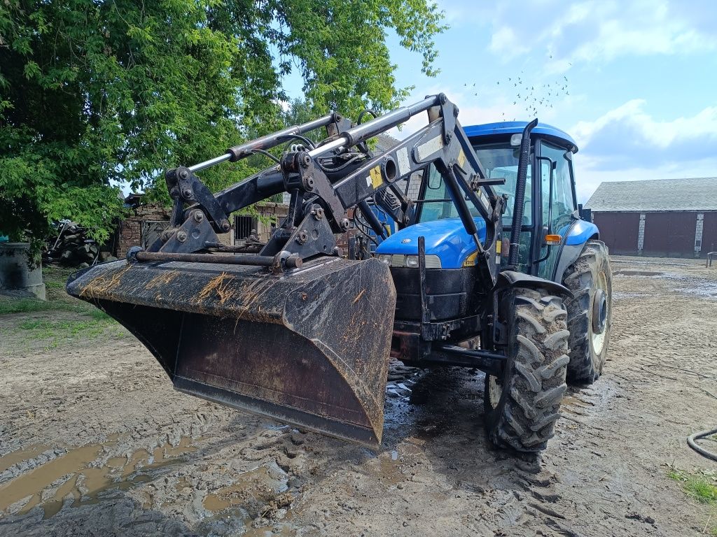 New Holland TD80D plus