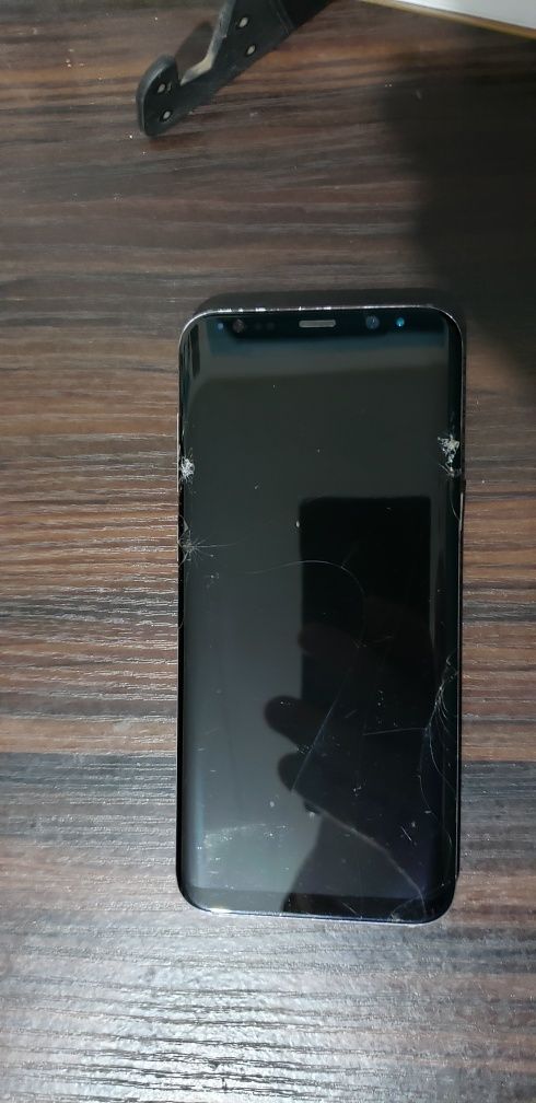 Samsung galaxy s8 plus та galaxy note 4 також iphone 4s