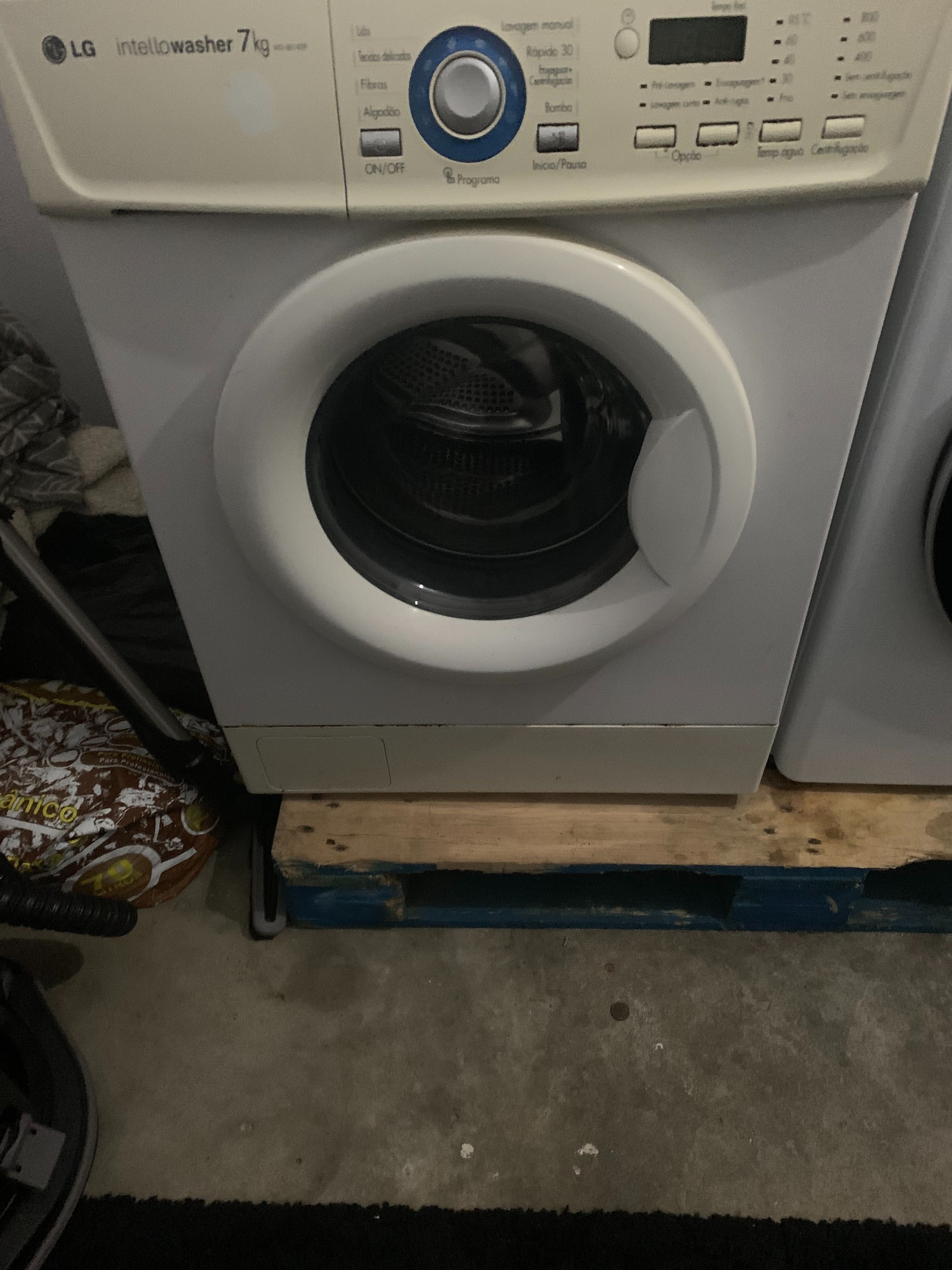 Vendo máquina de roupa  a melhor oferta