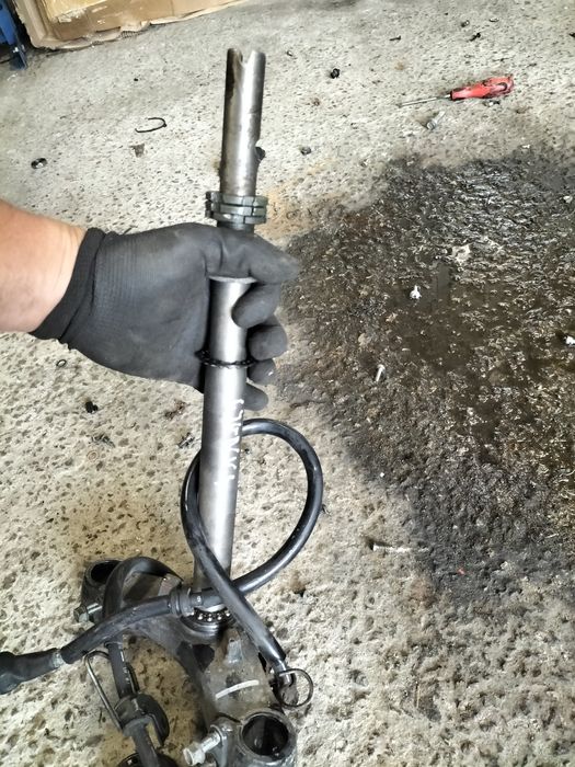 Sztyca,pólka Yamaha cygnus 125cm