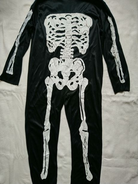 Скелет на Хеллоуін на 9-10 років