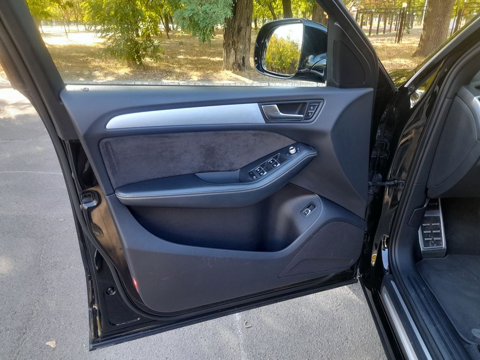 Продаю Audi SQ5 2015 г