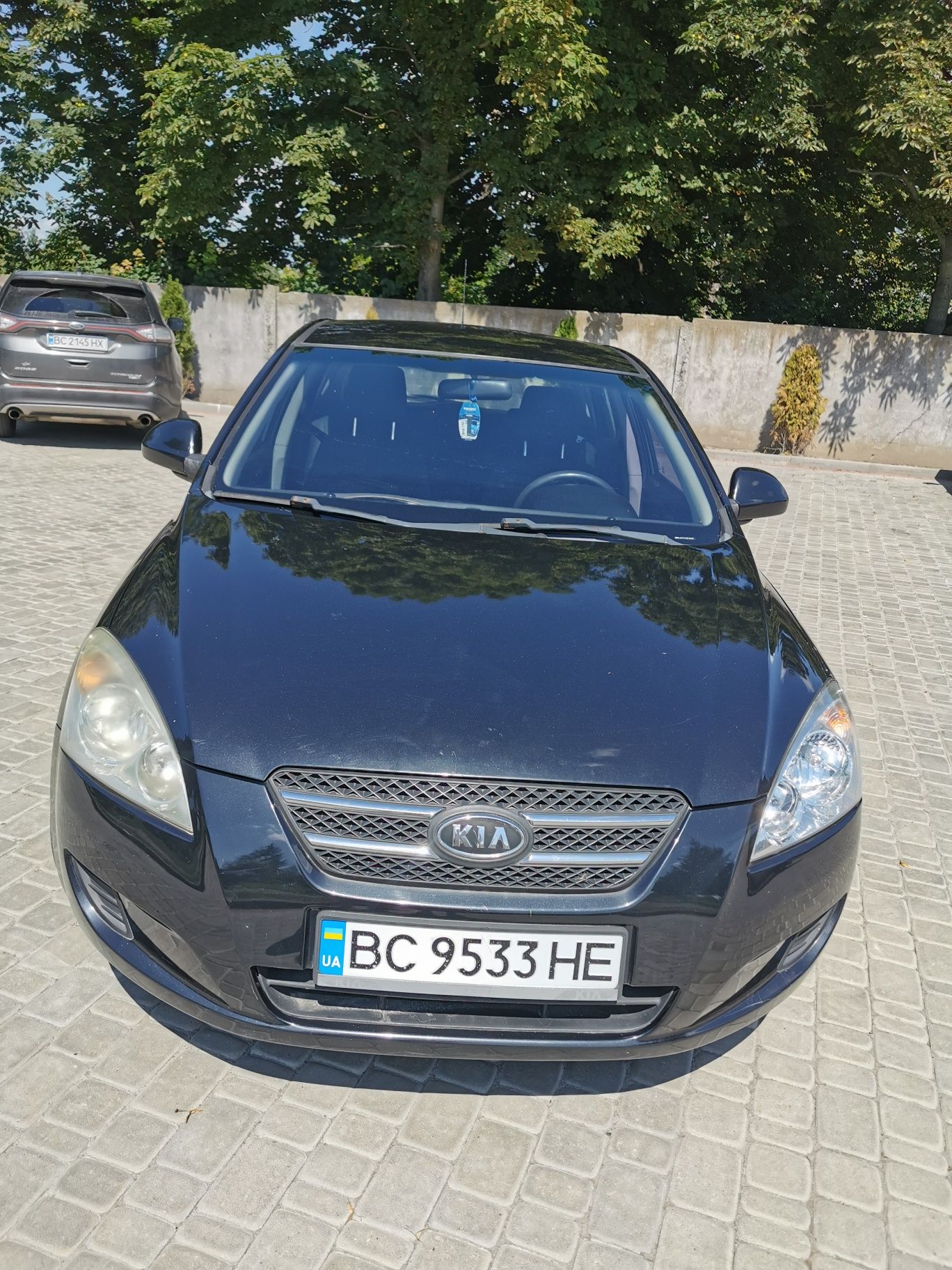 Автомобіль kia ceed