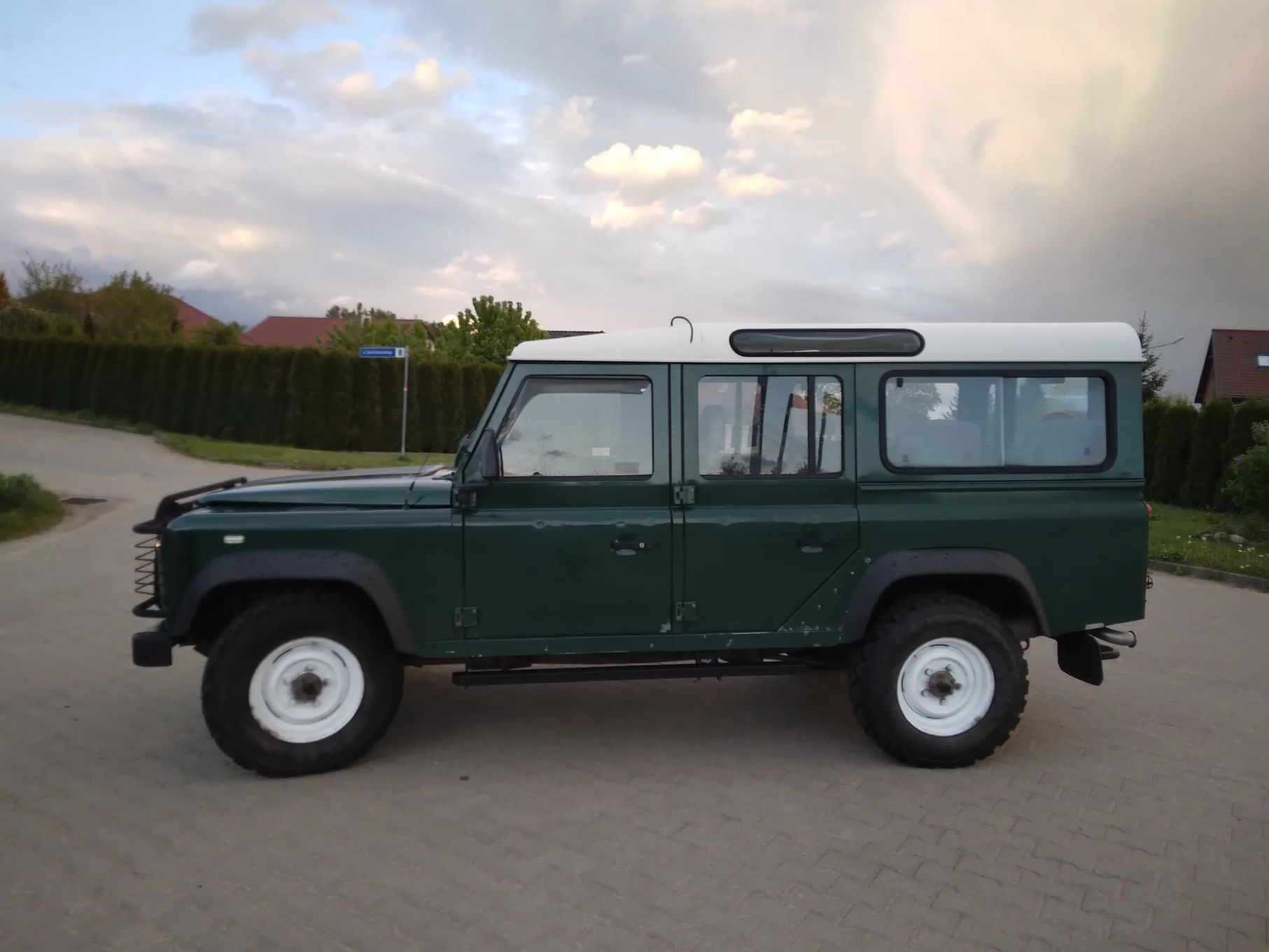 Land Rover Defender PL.Salon, 2004 Rok, 4x4, 9-Osobowy, 2.5 TDI, Fak.Vat 23%