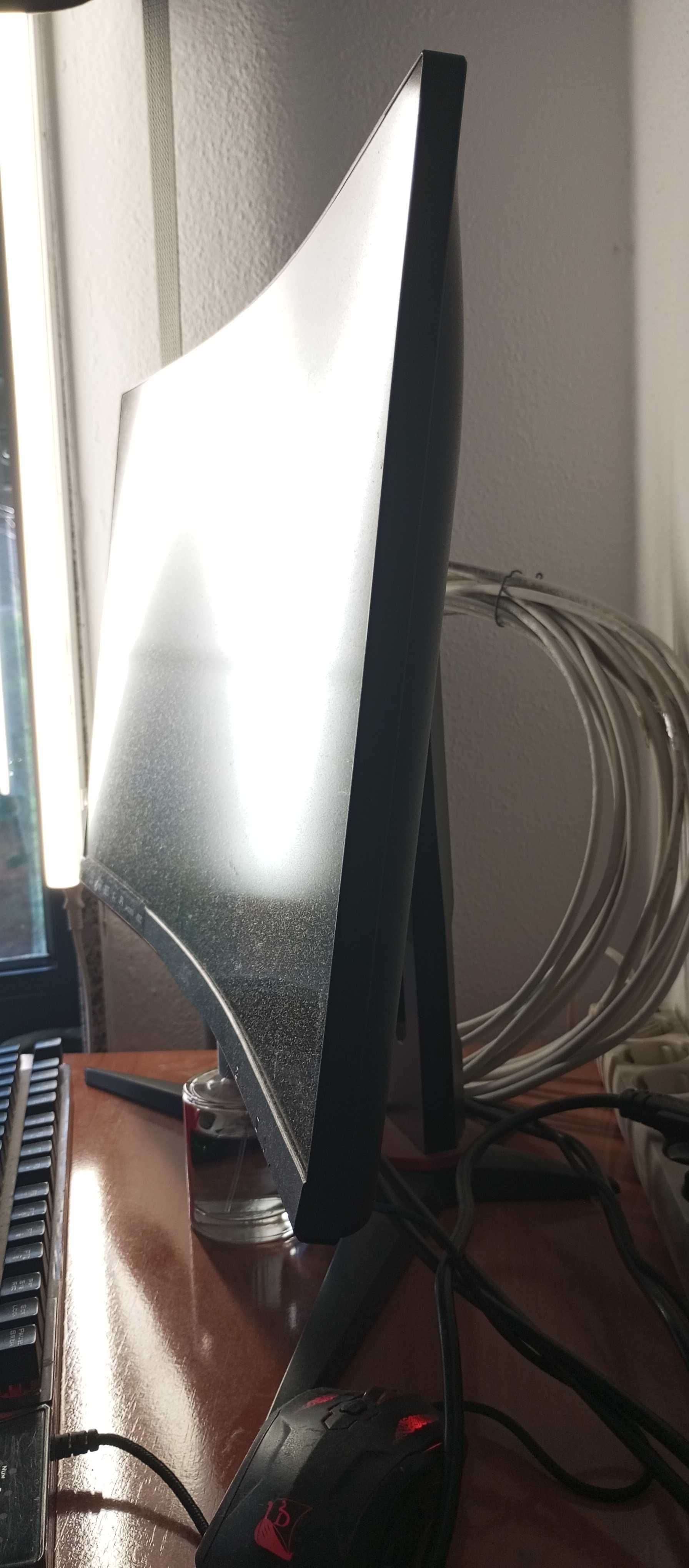 Monitor curvo 165HZ