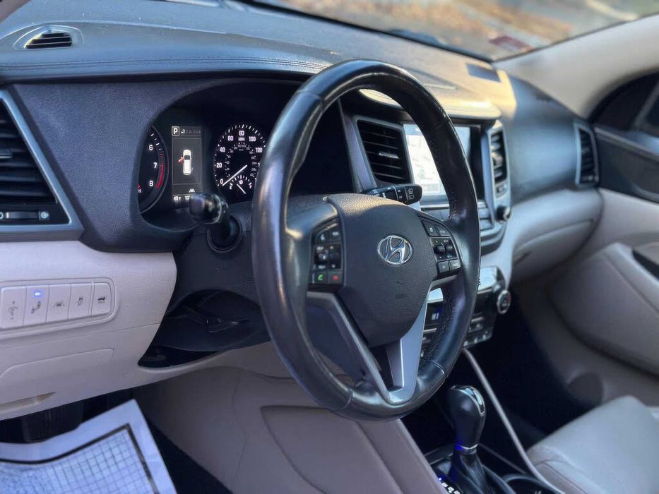 Hyundai Tucson Limited      2018