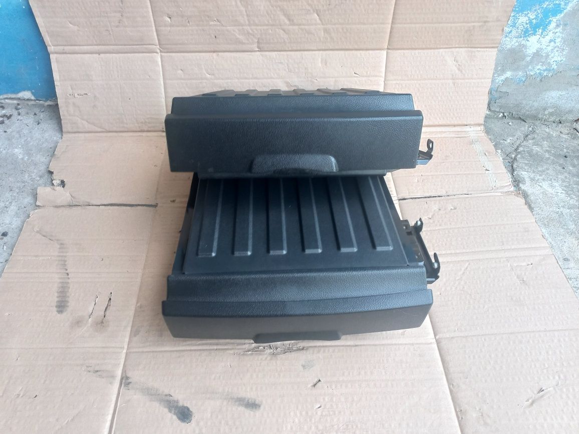 Schowek pod fotel przedni ford s-max galaxy