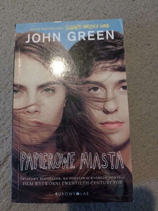 ,,Papierowe miasta" John Green